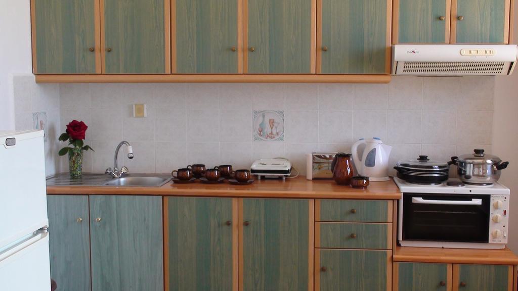 Constantinos Apartments Lassi  Oda fotoğraf